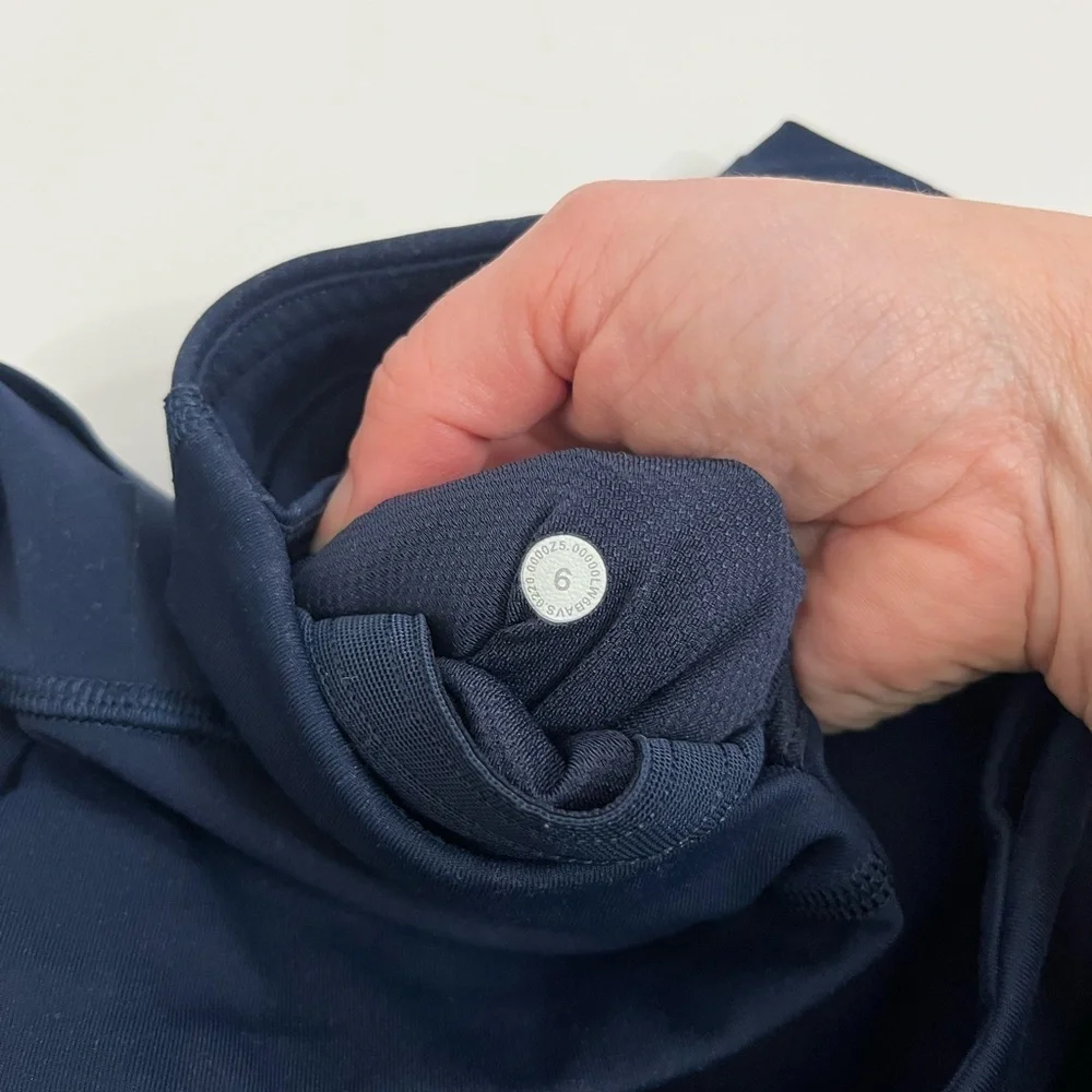 lululemon athletica has smell